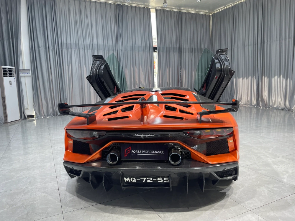 Карбоновый обвес переделка в LP770 SVJ для LAMBORGHINI AVENTADOR LP700 / LP720 / LP750 Ламборгини