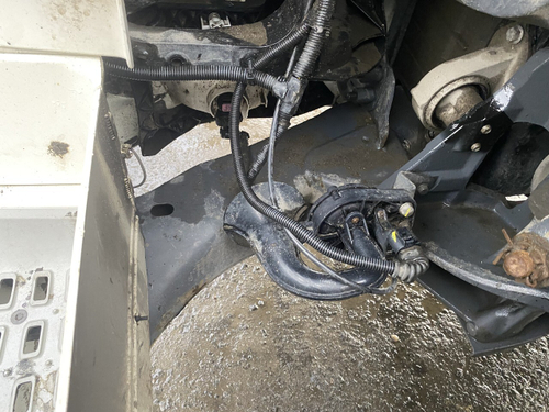 Усилитель переднего бампера 2021г