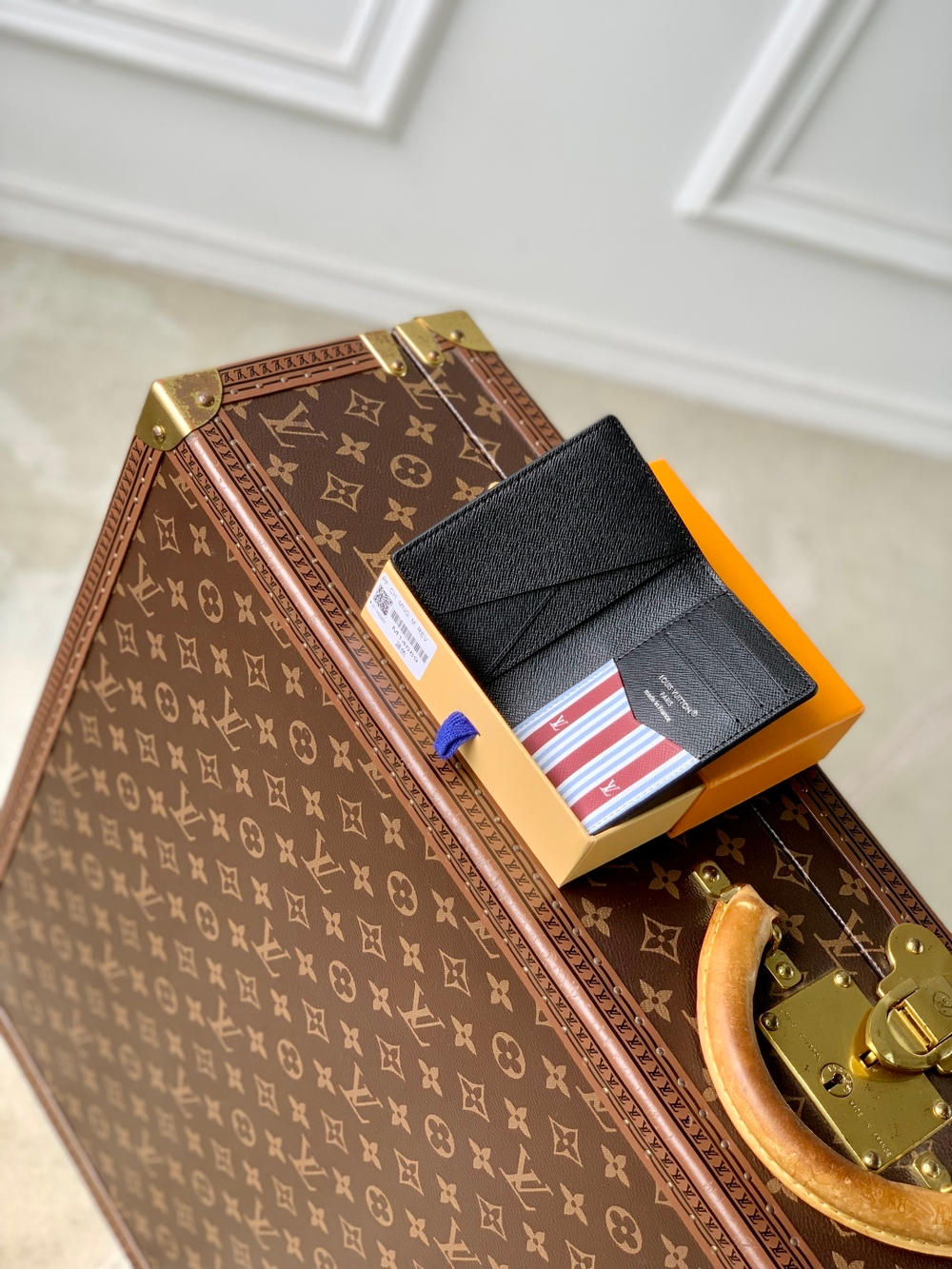 Louis Vuitton Pocket Organizer