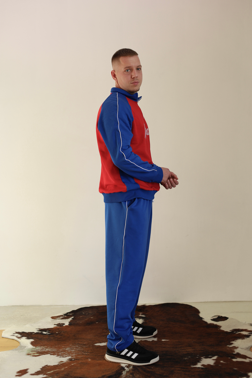 Свитшот "Урал - Ретро-легенда": трикотажный в винтажном стиле