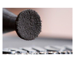 Карандаш для чистки оптики Lenspen LP-2 - фото 3 - поверхность губки без ворса