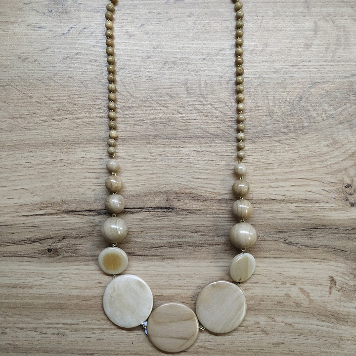 Колье Рафаэлло, дерево, цвет светло-кор., 70 см