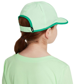 Теннисная кепка Nike Dri-Fit Club Kids' Unstructured Featherlight Cap - зеленый