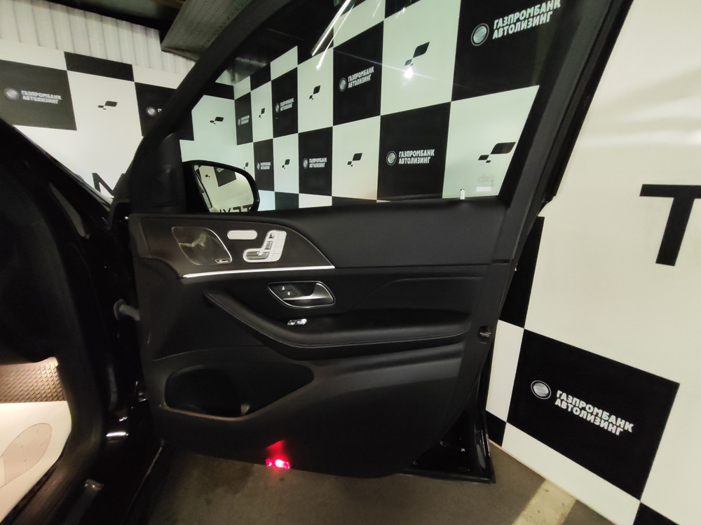 Mercedes-Benz GLE-CLASS 450 d 4MATIC (370 л.с.)