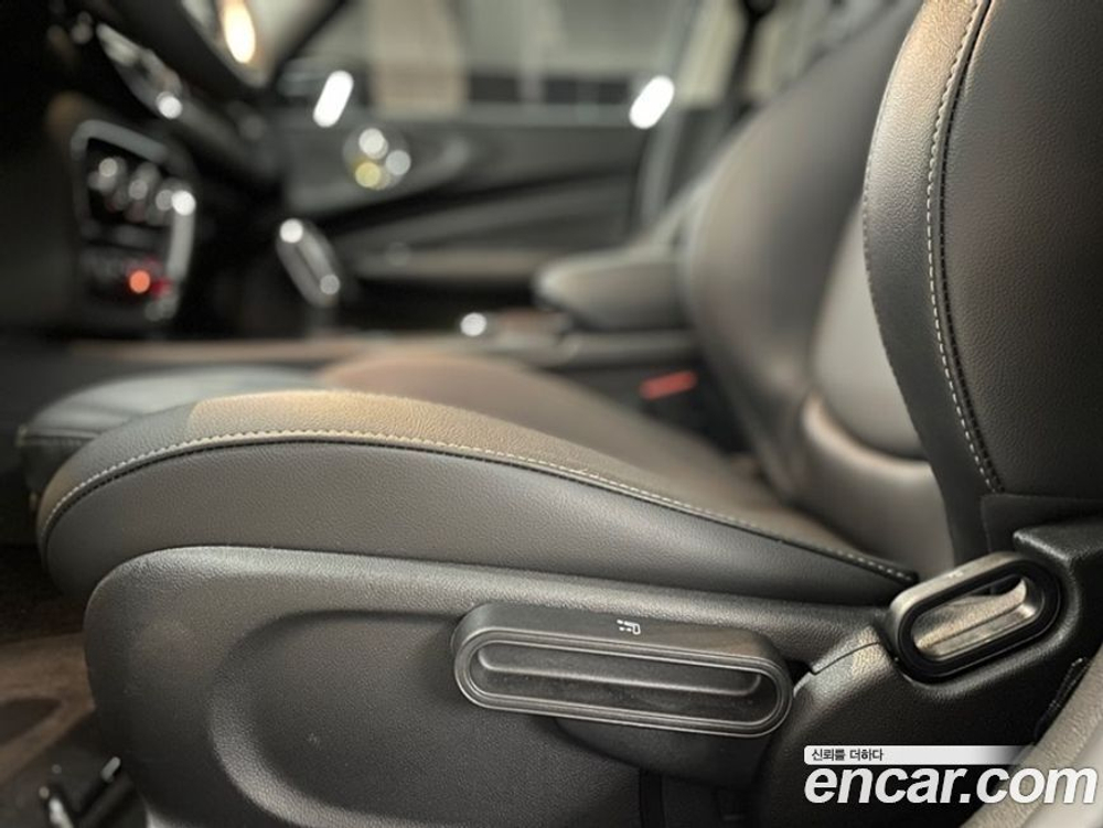 Mini Cooper Clubman Basic (08.2020)