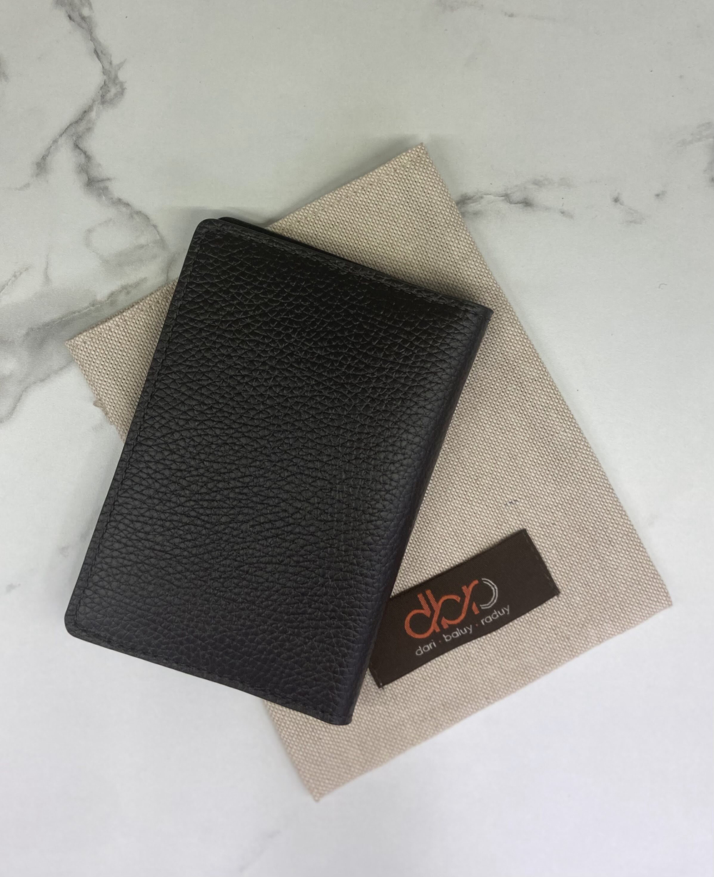 Кожаная обложка для паспорта DBR 15-38 темно-коричневый