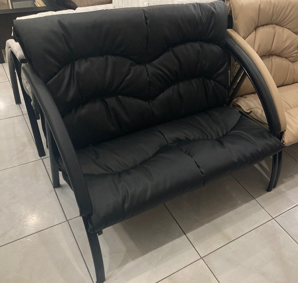 Диван Фортуна-5 (18) 2-х мест. разборный перф.черн. к/з черн.