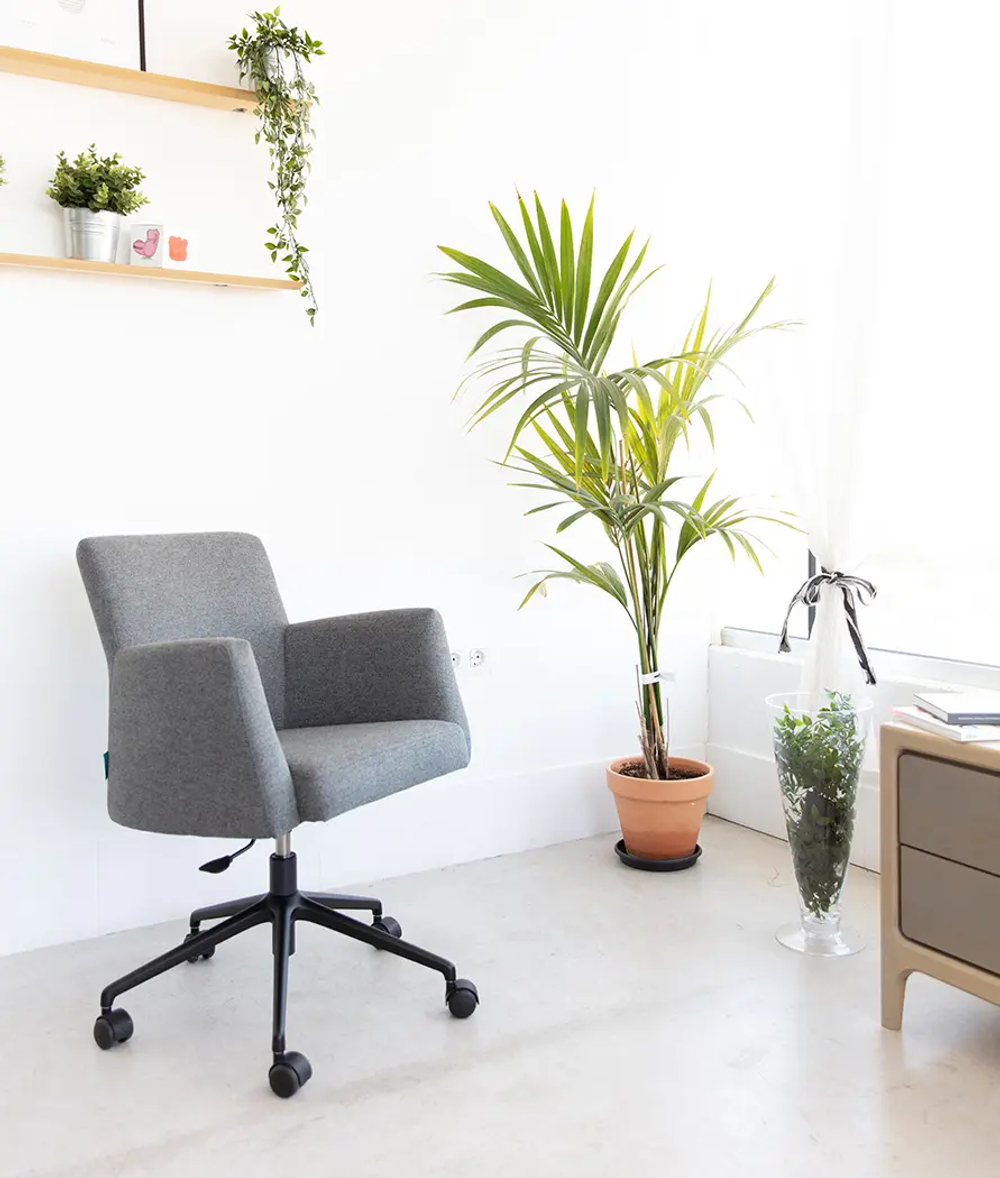 Кресло поворотное Elvis