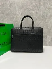Кожаный портфель Bottega Veneta Intrecciato 37 с плечевым ремнем