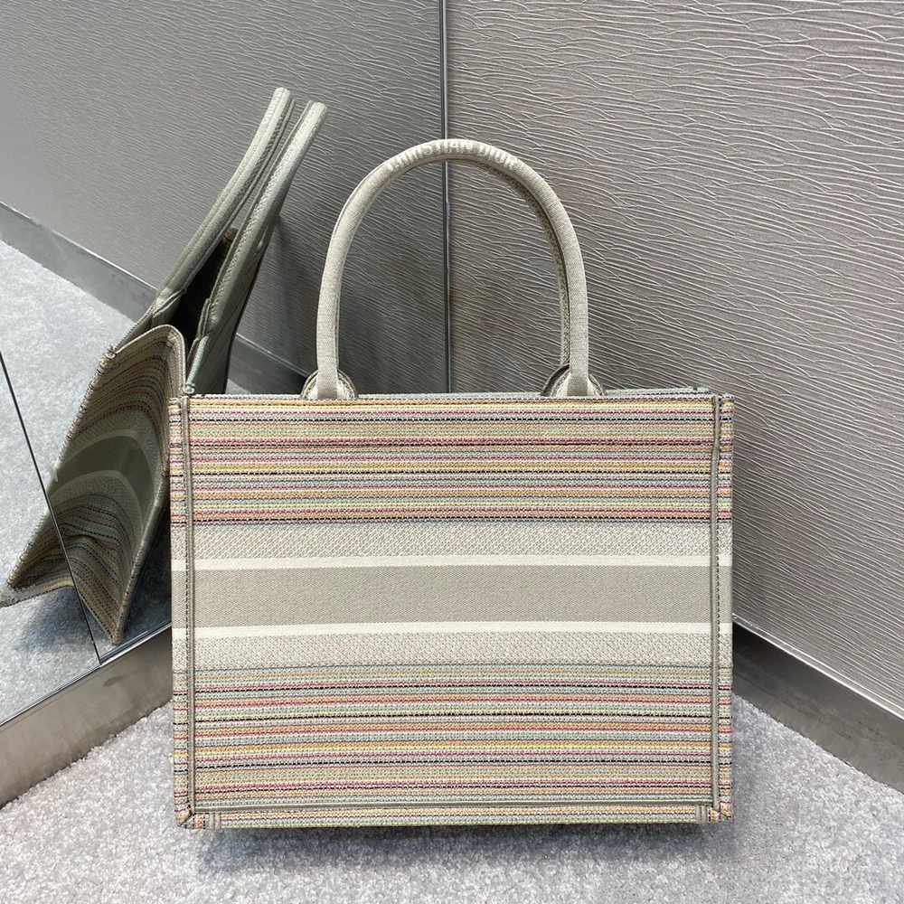 Christian Dior Book Tote 36 cm
