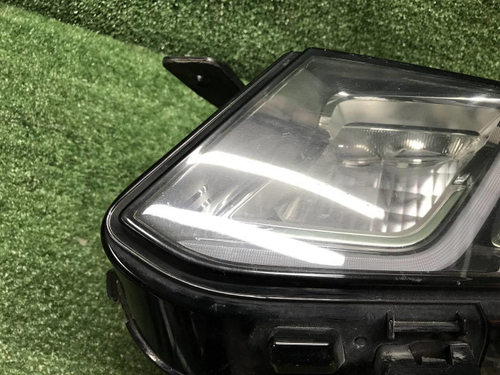 Битая Фара левая Geely Coolray (2019-2024) LED