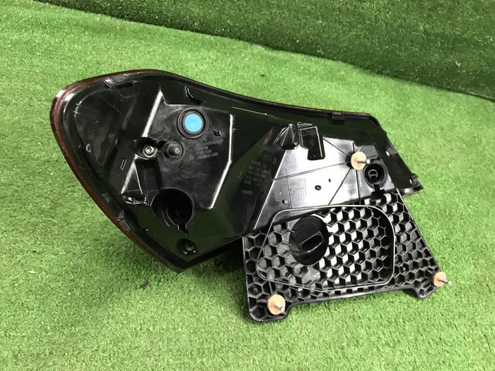 Фонарь правый внешний Mercedes E W213 (2020-2023)