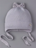 Шапка вязаная демисезонная на завязках