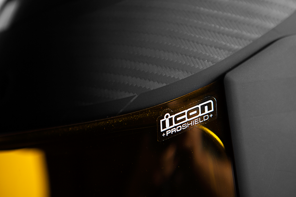 Мотошлем - ICON AIRFRAME GHOST CARBON (черный)