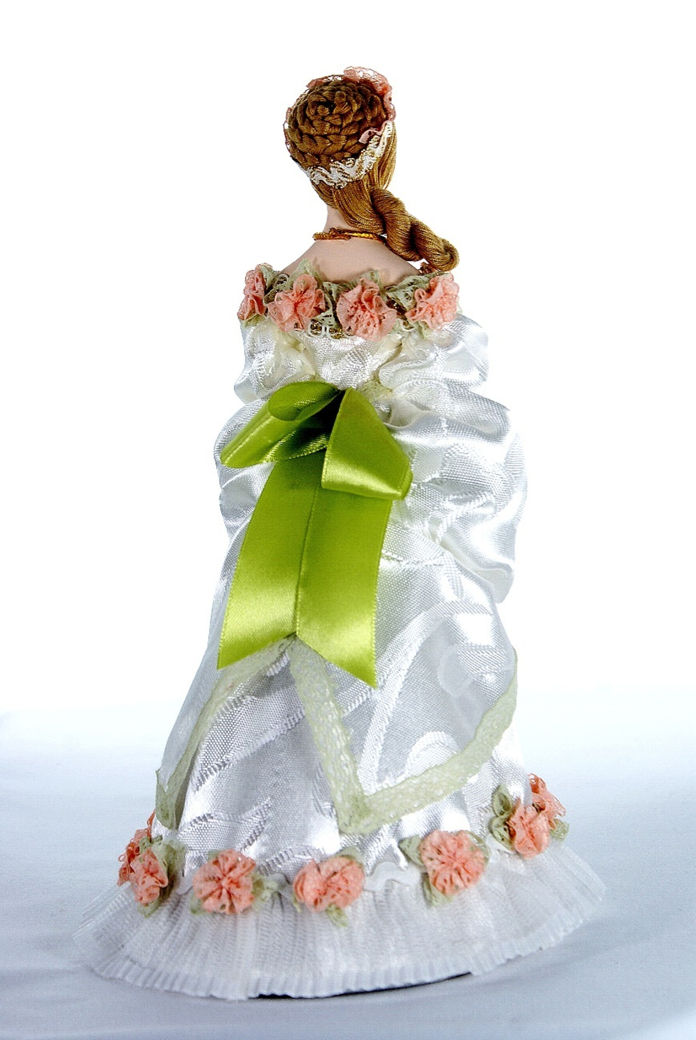 Кукла коллекционная Потешного промысла Дама в бальном платье. 19 в. Петербург