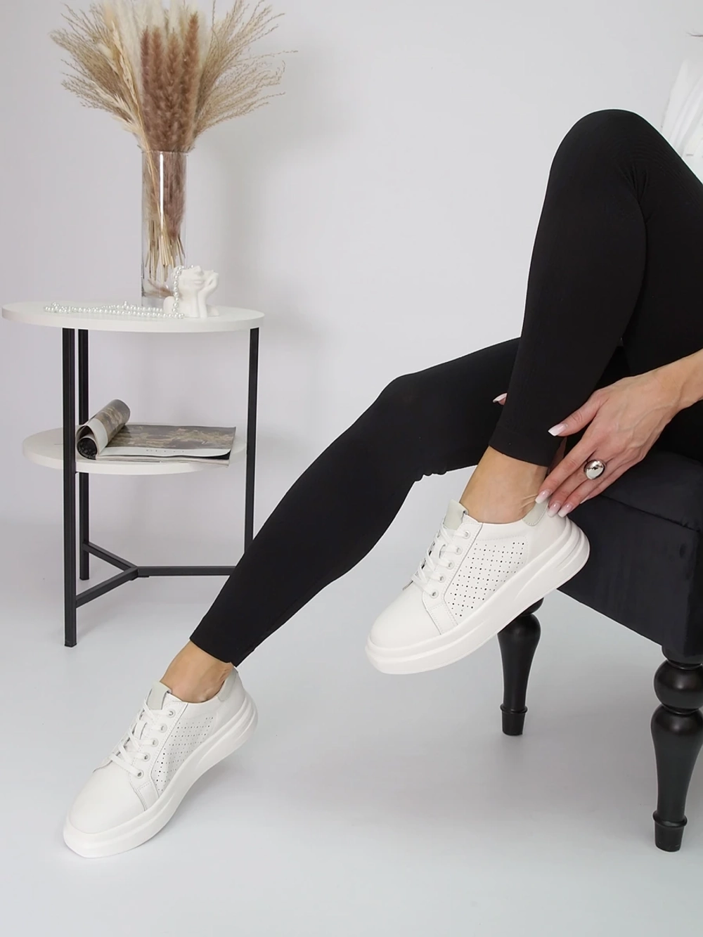 Кроссовки женские летние натуральная кожа