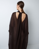Платье с баской из шелкового шифона шоколад