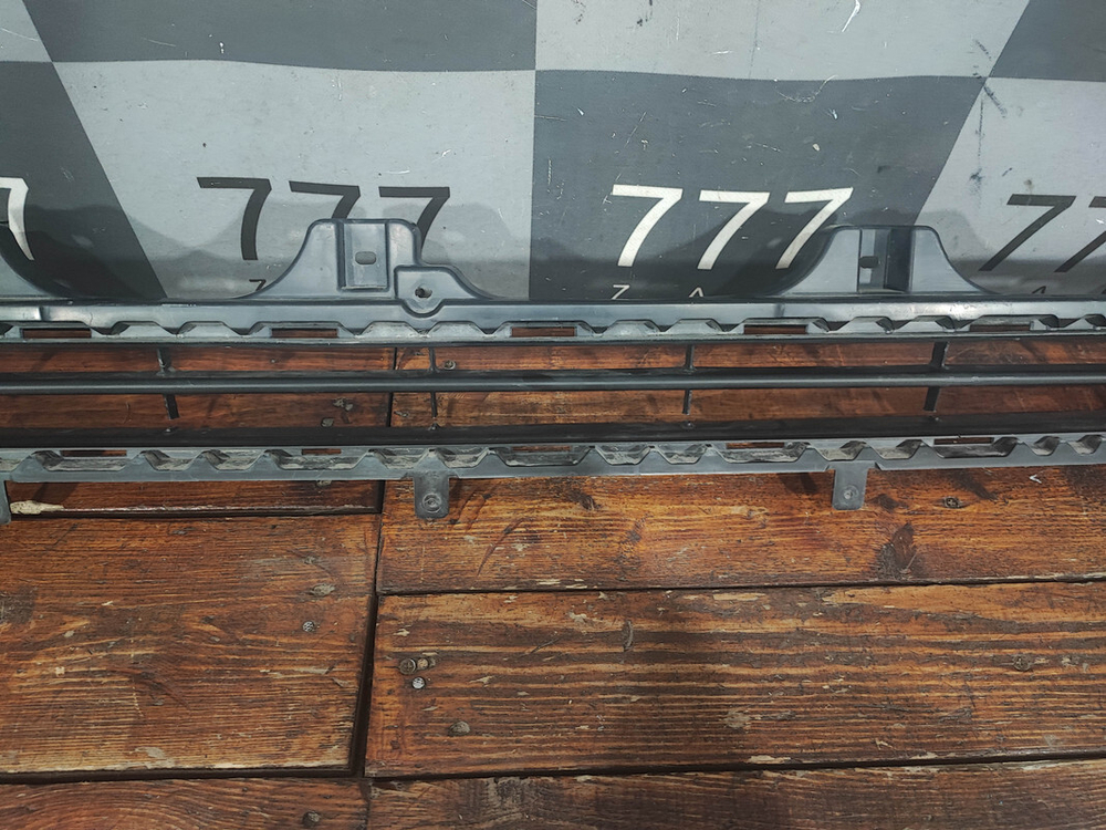 Решетка переднего бампера Land Cruiser Prado 150 17-нв Б/У Оригинал 5311260290