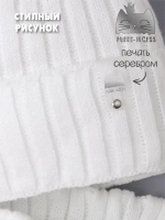 Шапка для девочки осенняя c ушками и снуд