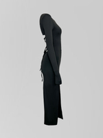 Платье 1122 удлиненное с разрезом по ноге и шнуровкой на спине