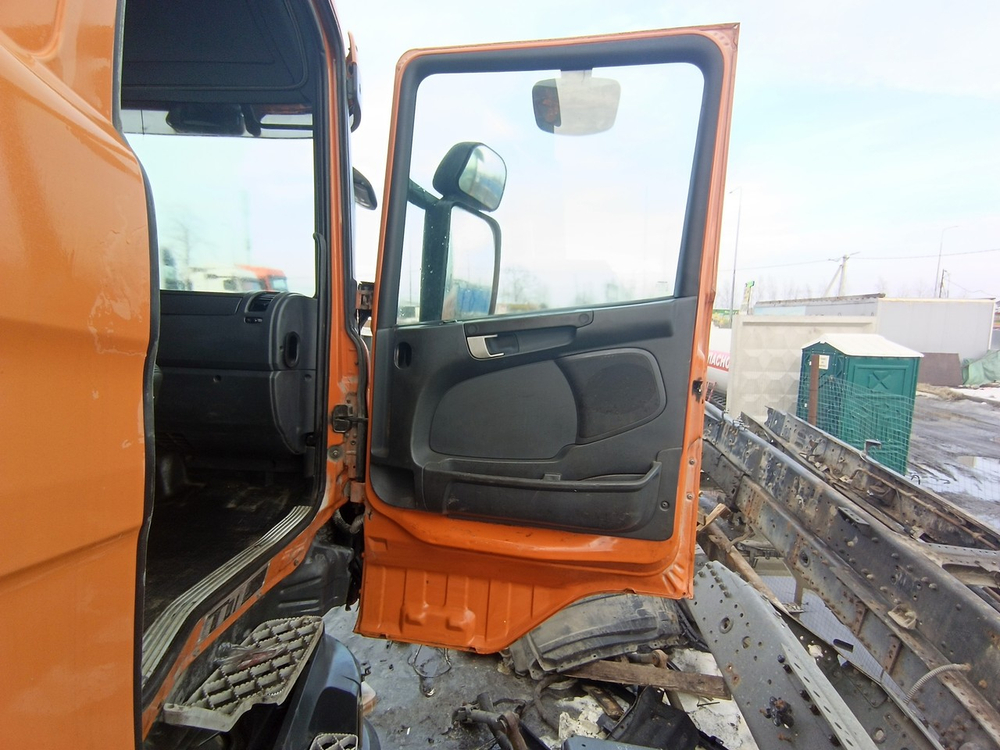 Кабина в сборе R440 1-ой комплектации