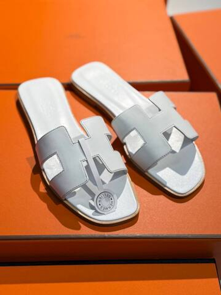 Шлепанцы Hermes