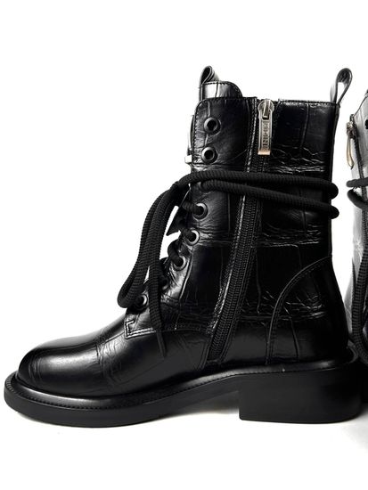 Ботинки женские