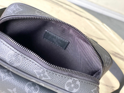 Louis Vuitton Getaway Messenger