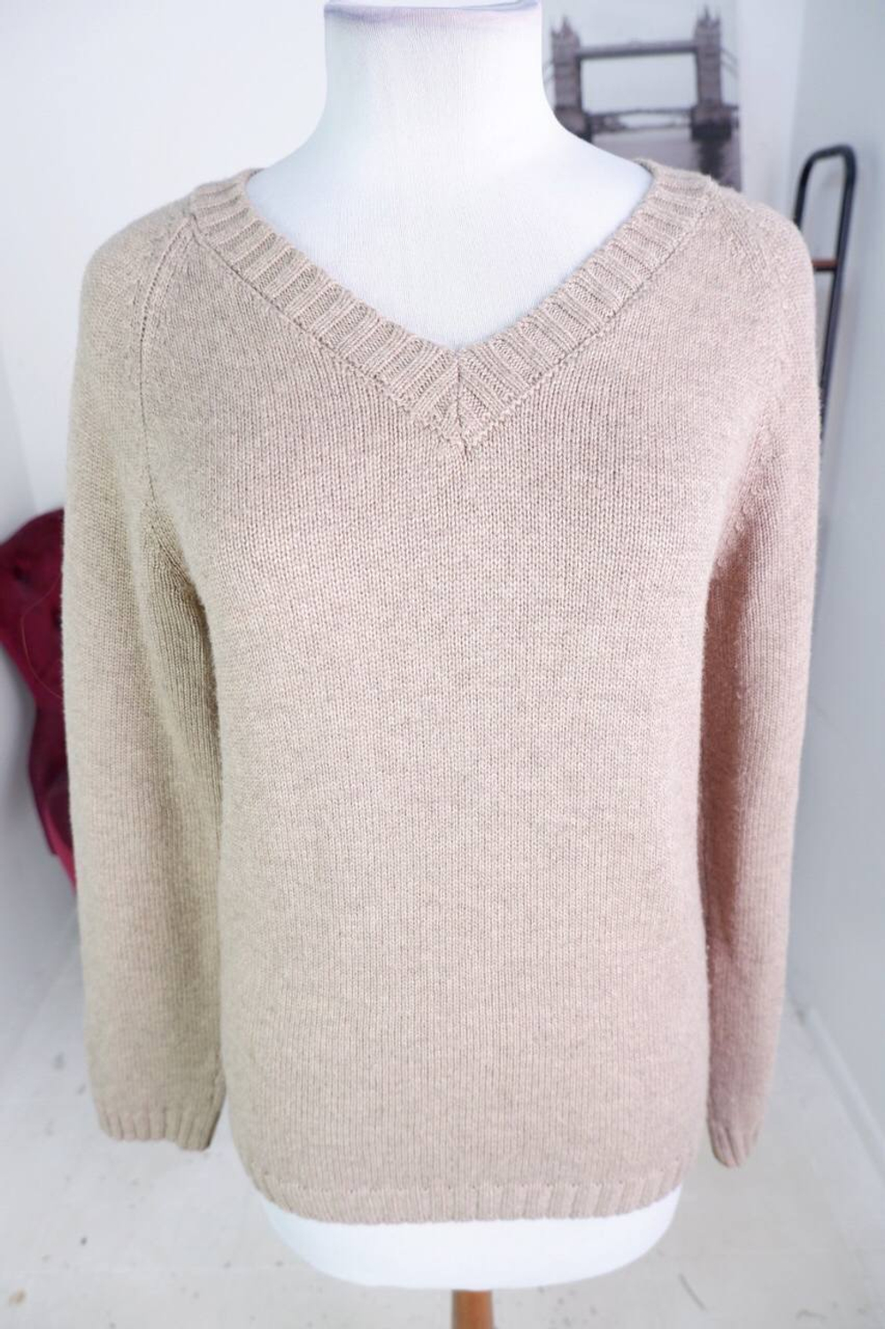 Джемпер Mood для базового гардероба, маркировка S, визуально на 44 размер