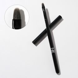 NR Nail Brush Кисть для гель-лака в футляре