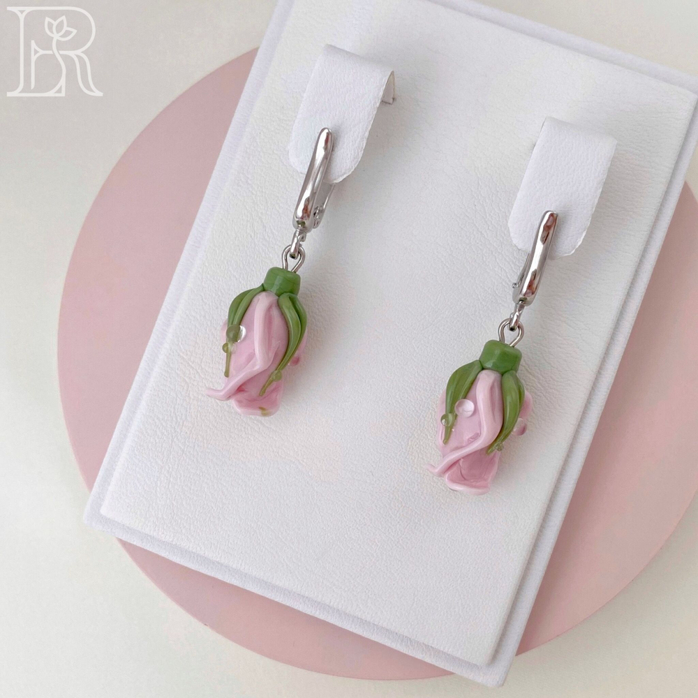 LEFIREL' Серьги серебряные женские "Розочки" с цветами из муранского стекла / ювелирные украшения из родированного серебра 925