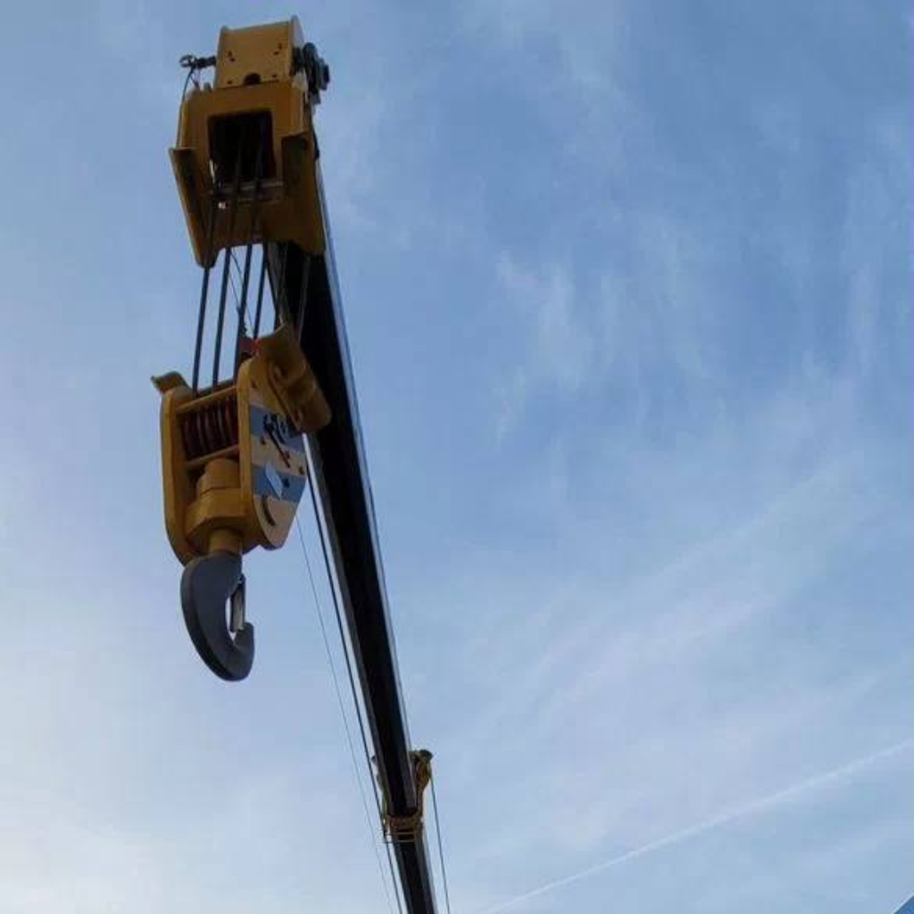 Аренда автомобилей с КМУ от 8 до 15 тонн в Красноярске