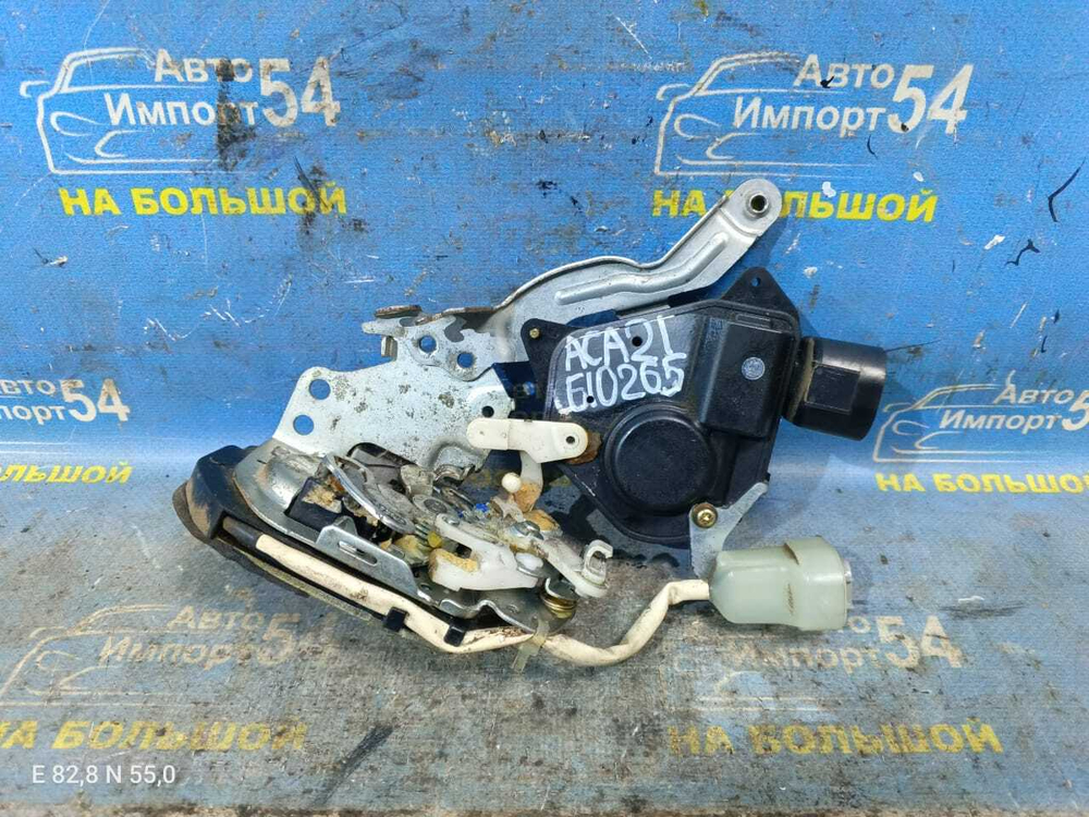 Замок багажника TOYOTA RAV4 2000-2005