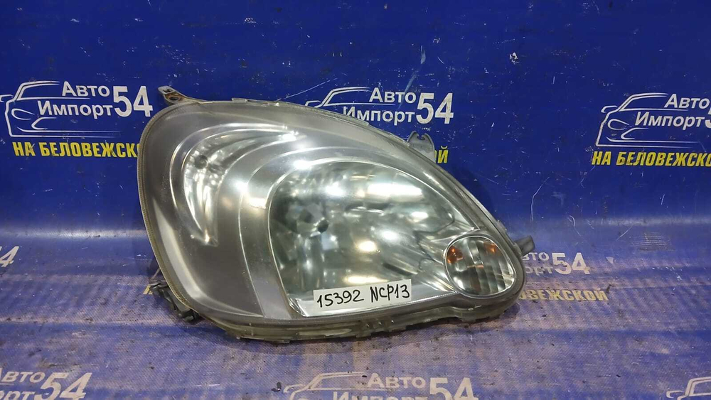 Фара передняя правая TOYOTA VITZ 2000-2005