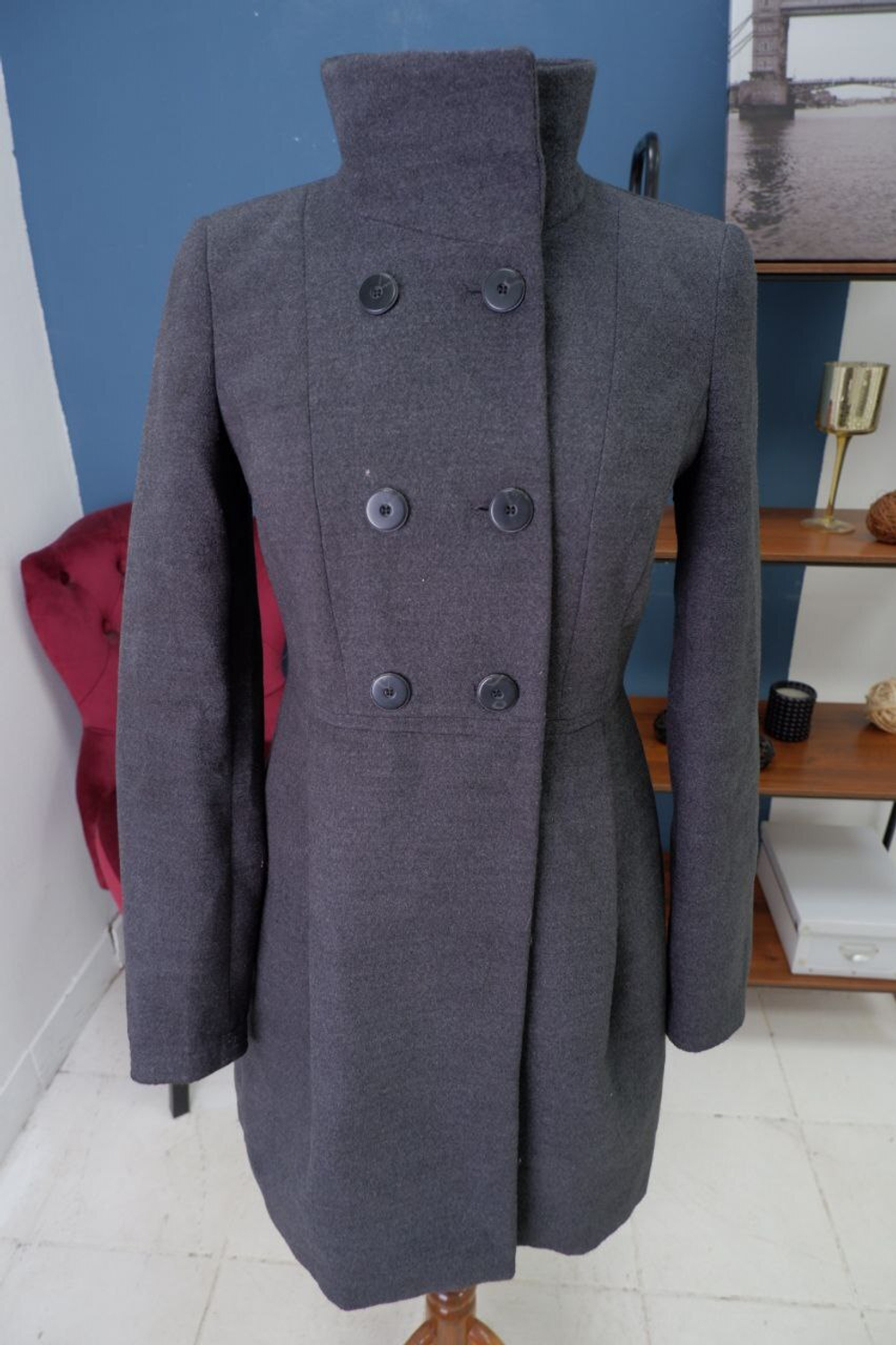 Пальто Zara  с шерстью 44 размер