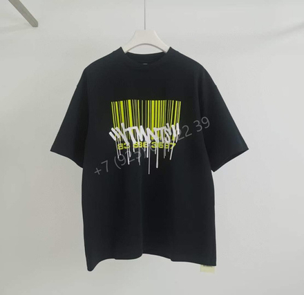 Футболка Vetements