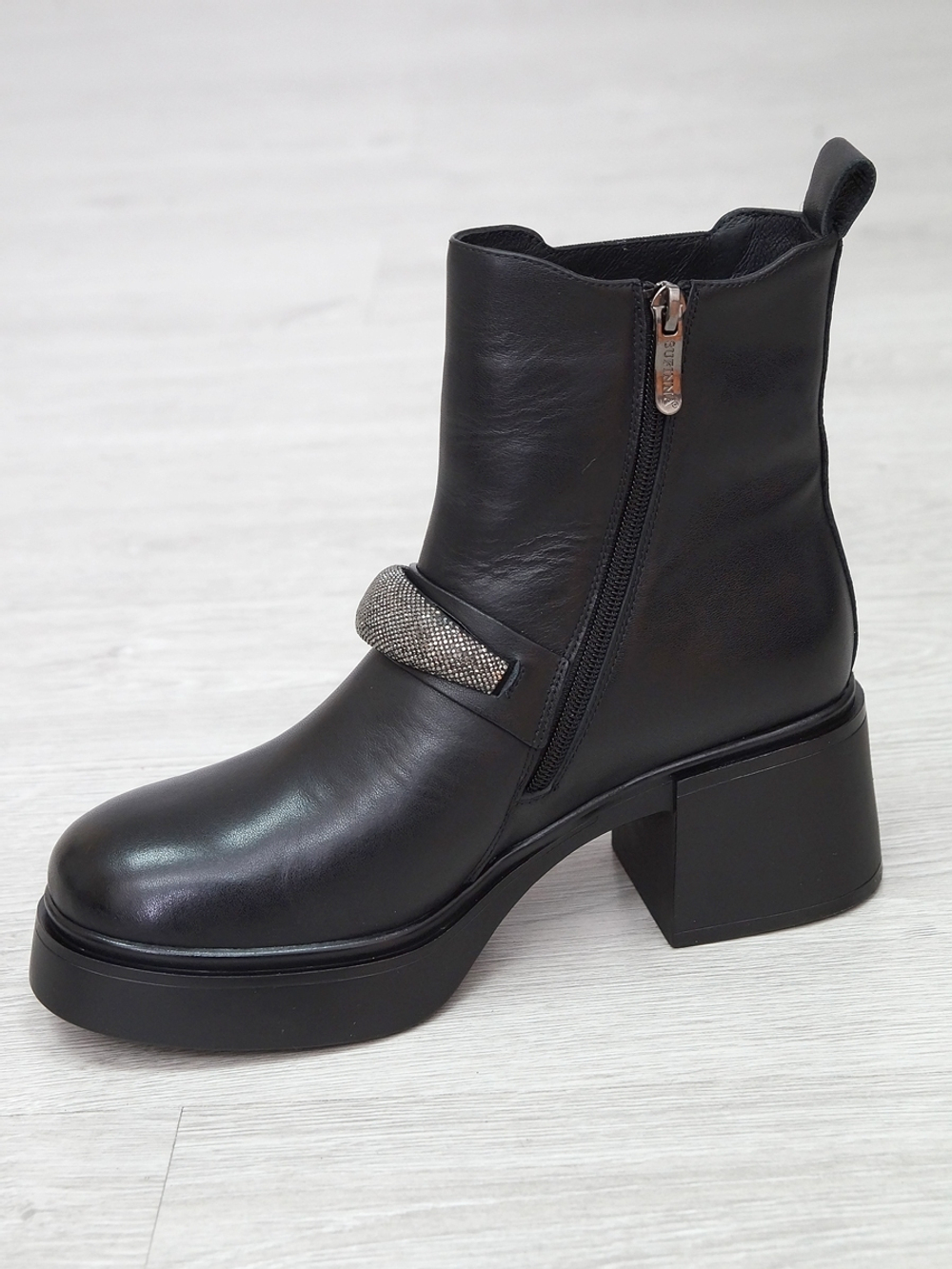 Полусапожки женские зимние