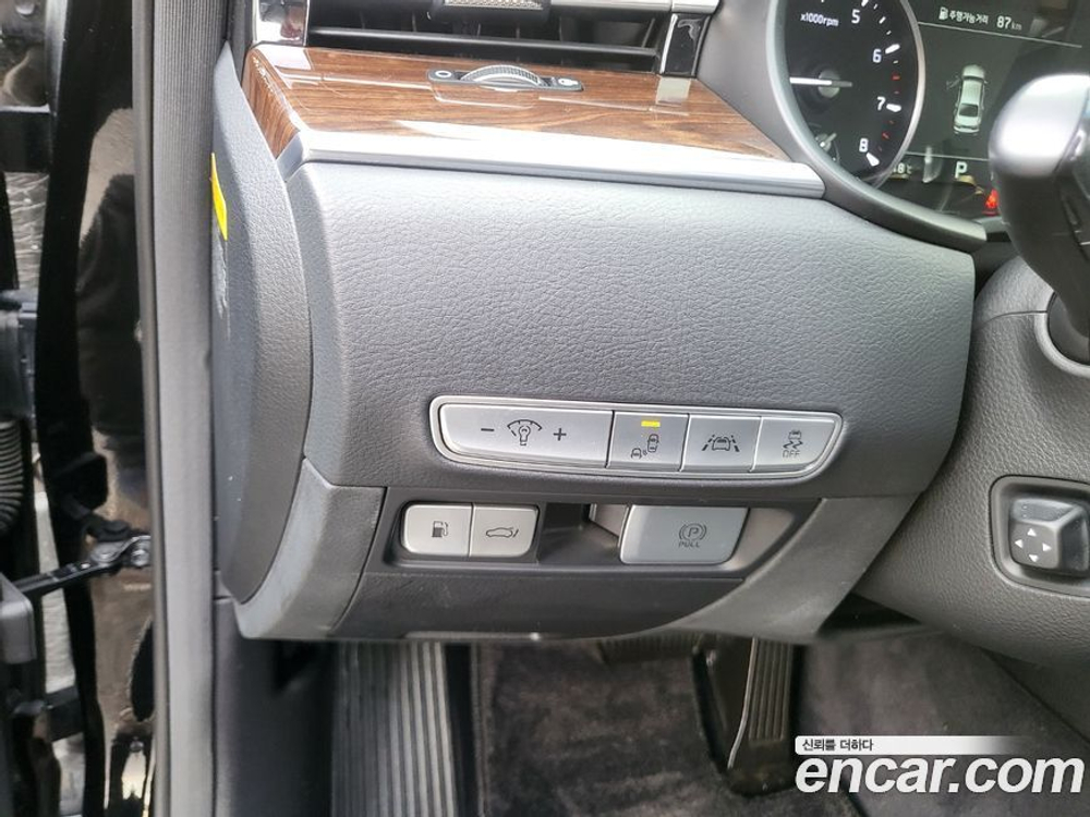 Kia The K9 (Quoris/K900) 3.8 GDI AWD (11.2020)