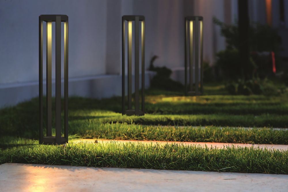 Ландшафтный светодиодный светильник Maytoni Royal Mile O019FL-L12GR3K