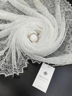 Оренбургский пуховый платок-паутинка А110-01 белый отбеленный