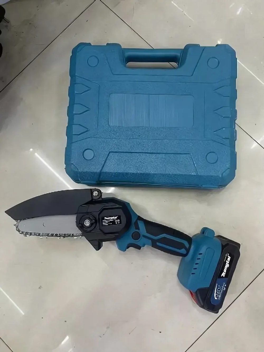 Пила цепная аккумуляторная 4» (21В, 1,5Ач Li-ion аккум. 2шт, ЗУ) MGT-4K