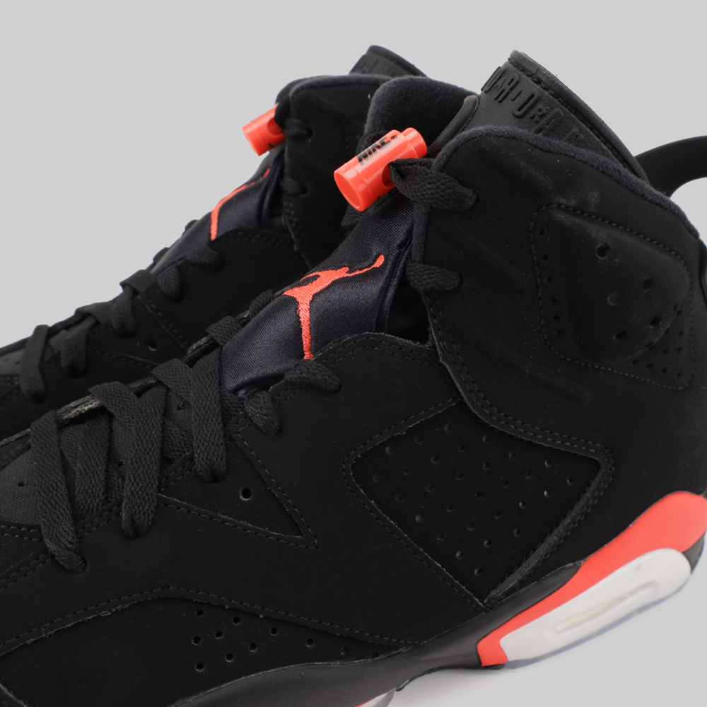 Кроссовки Jordan 6 Retro Black Infrared - купить в магазине Dice с бесплатной доставкой по России