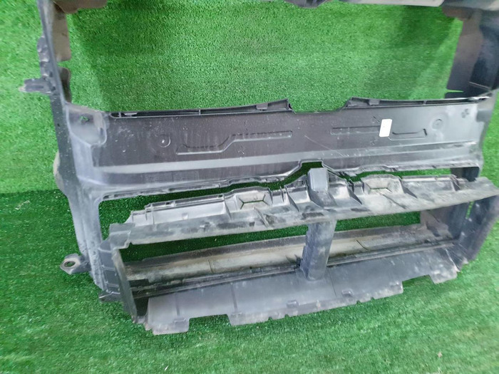 Воздуховод радиатора BMW X1 F48 (2019-2022)