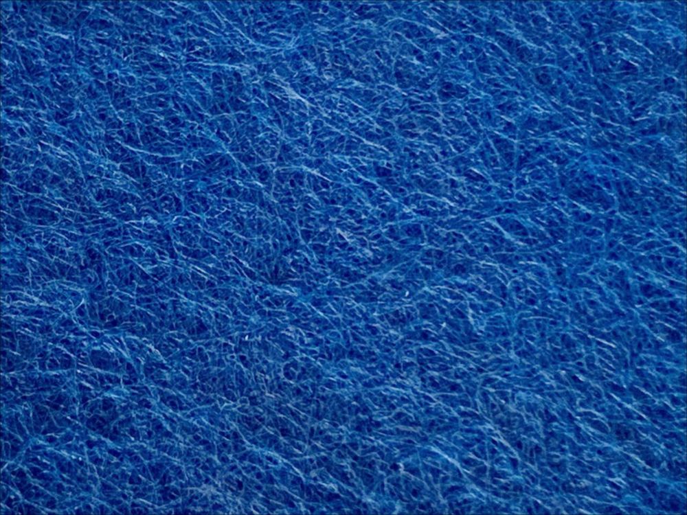 Фетр средней жесткости 2 мм, ш. 1 м, 215,4 гр/м2, синий