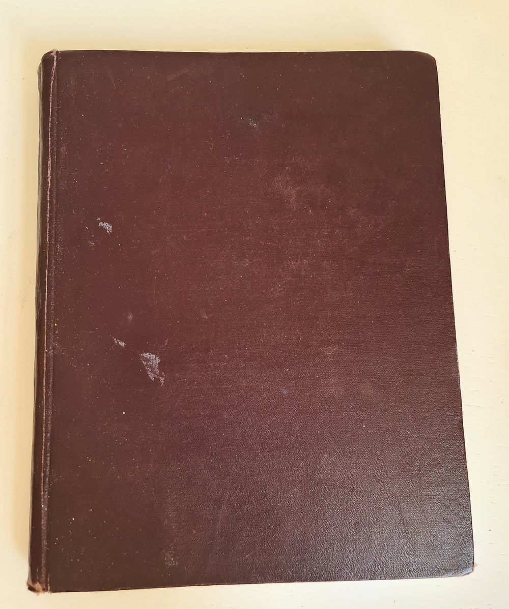 "Столица и усадьба. № 60-61, 62-63, 64-65, 66, 67, 68, 69, 72". Товарищество Р. Голике и А. Вильборг, 1913-1917 г.