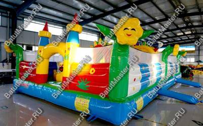 Коммерческий надувной батут "Радужный город" 10*6*3 м
