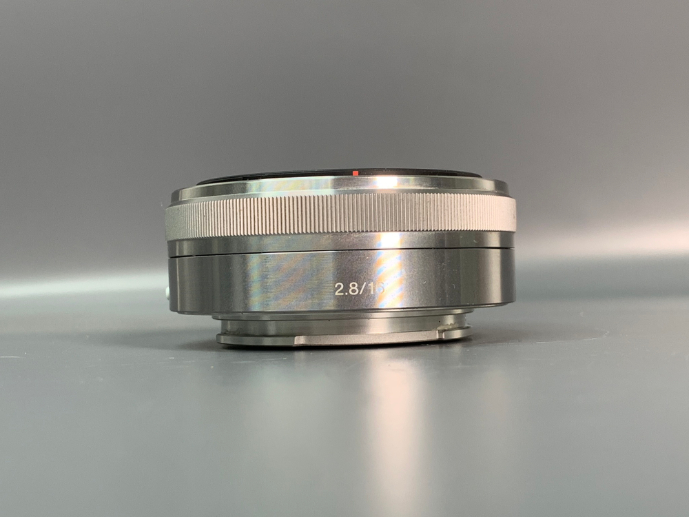 Sony 16mm f/2.8 E