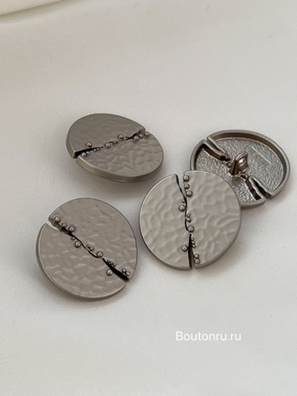 Пуговицы матовое серебро трещина