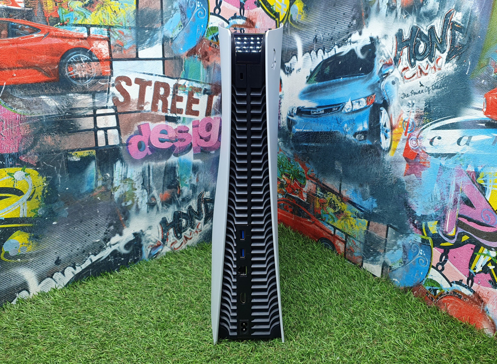 Игровая приставка Sony PlayStation 5 825 Гб, белый