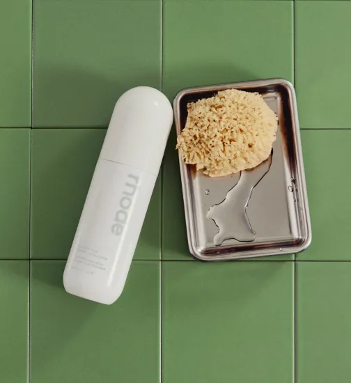 Мист для сияния кожи Rhode Glazing Mist